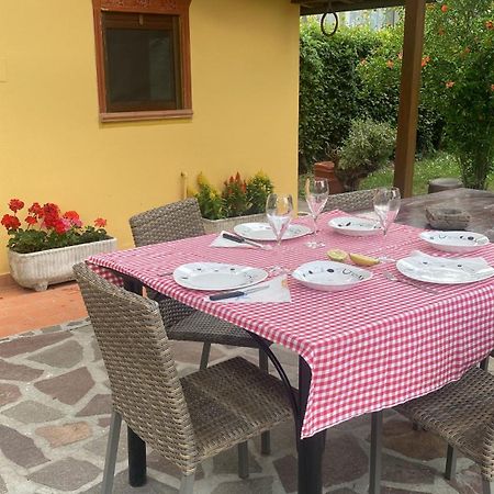 Fragolina Per Due Villa Лука Екстериор снимка