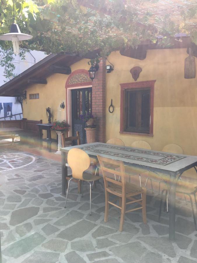 Fragolina Per Due Villa Лука Екстериор снимка